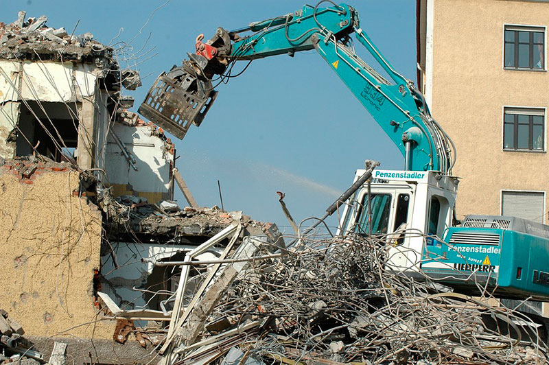 Las demoliciones: Procesos seguros en pro del ambiente y la población