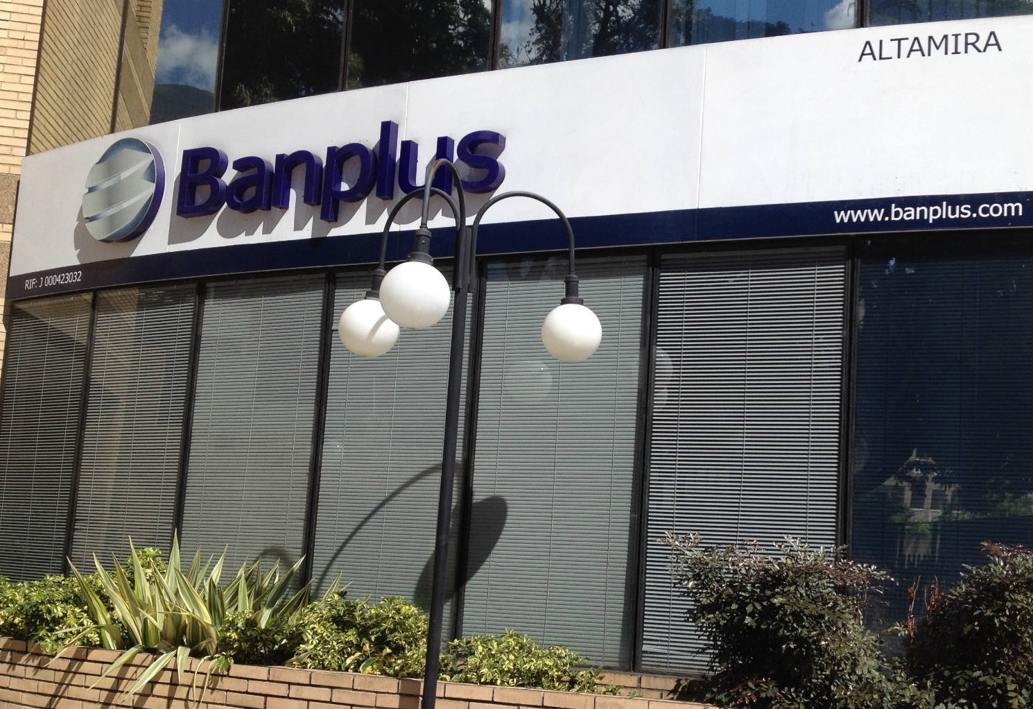 Dateando - Diego Ricol - Banplus y el IESA impartieron Taller de Delegación y Desarrollo - PORTADA