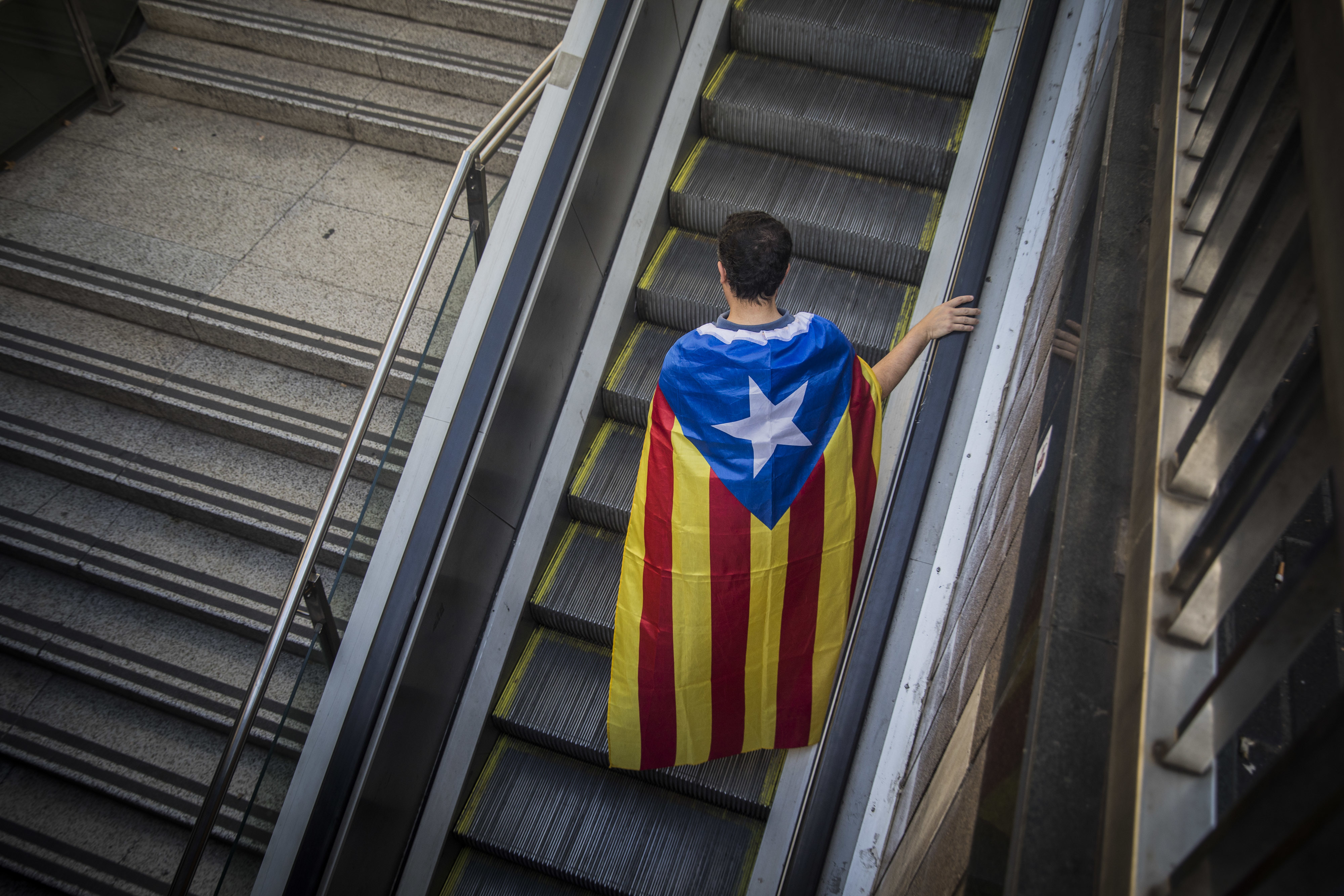 Dateando, independentistas catalanes quieren celebrar el 1 de octubre un referendo para independizarse de España