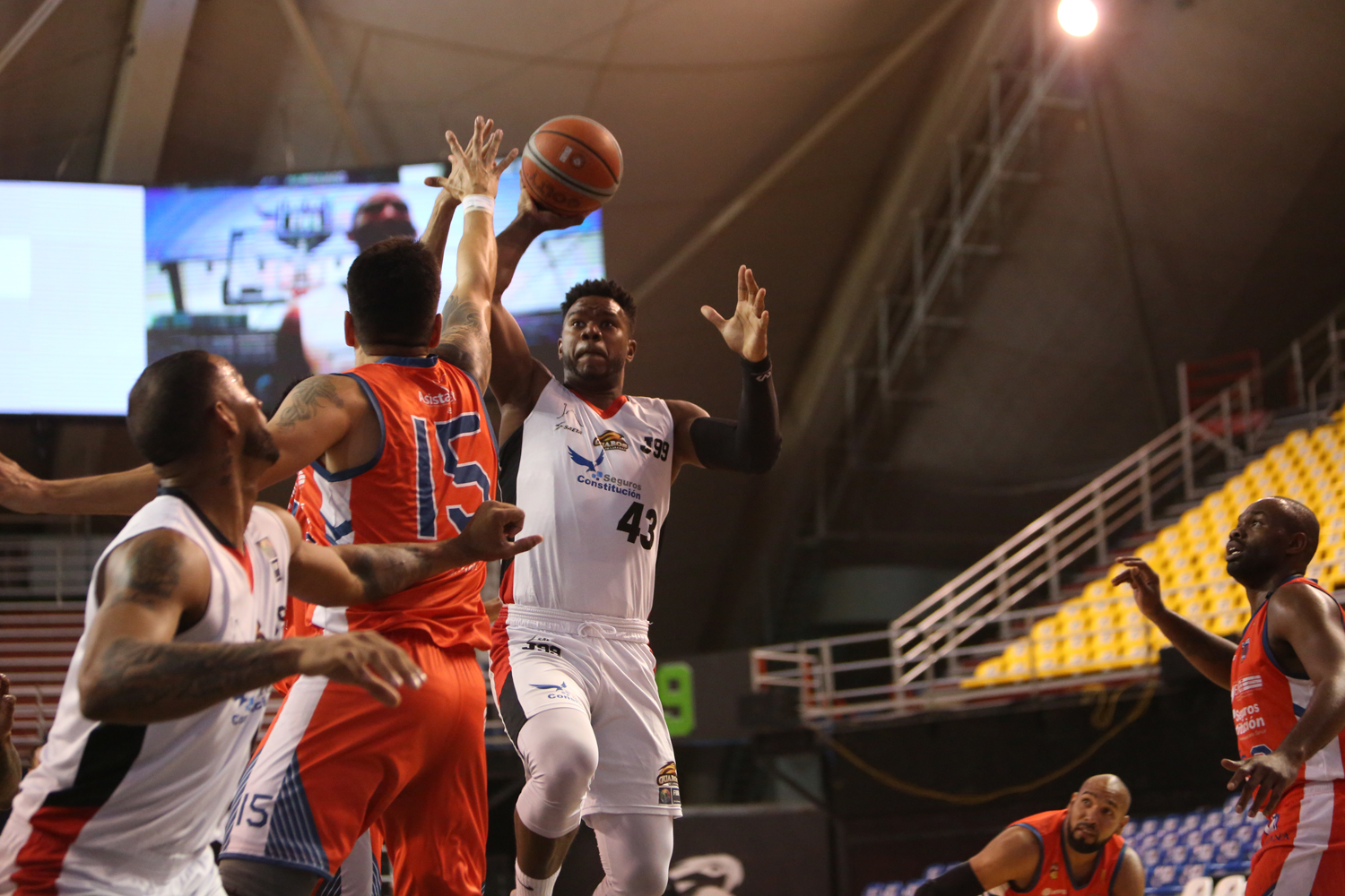 Dateando - Jorge Hernández Fernández - Guaros de Lara sigue invicto tras barrer a Cangrejeros de Monagas - FOTO