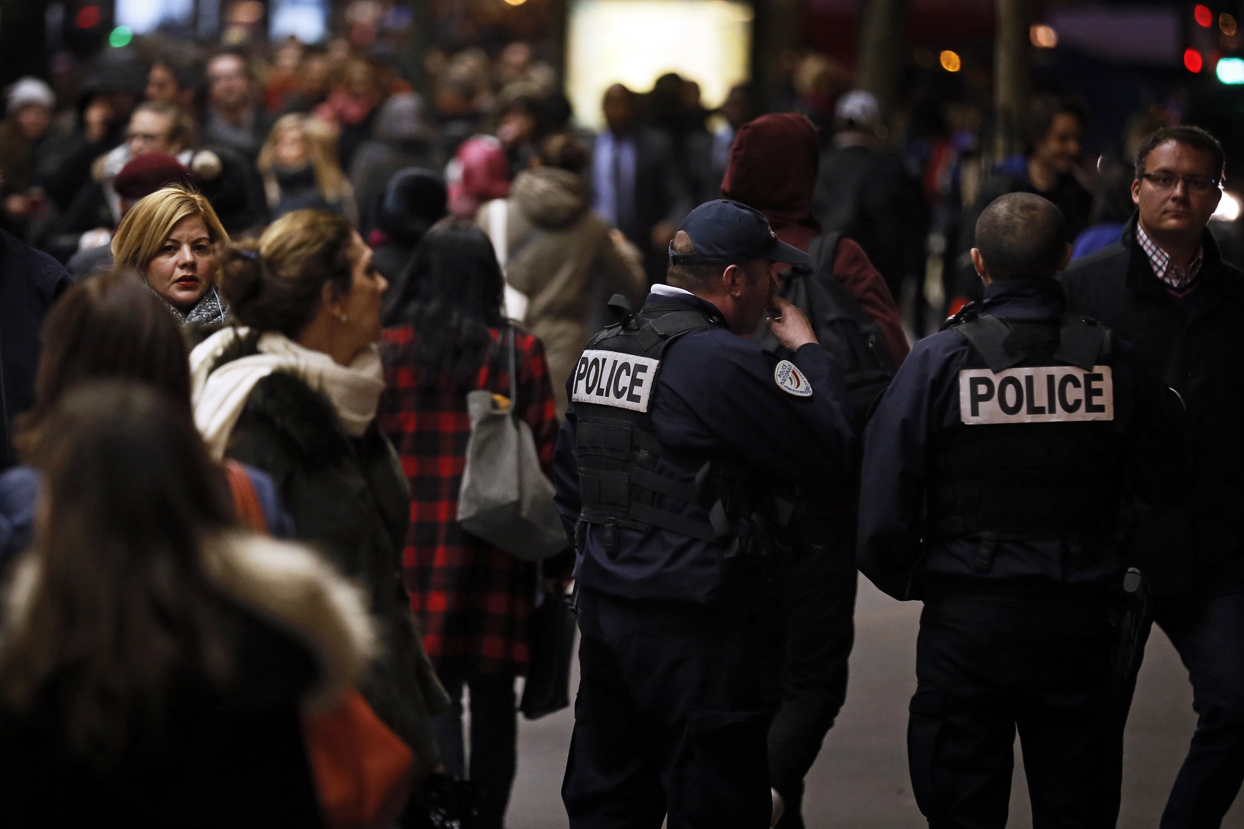 SEGURIDAD EN LAS CALLES DE PARÍS