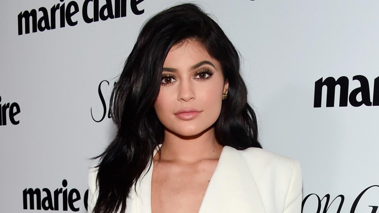 DATENADO-CHISMEANDO- Kylie-jenner