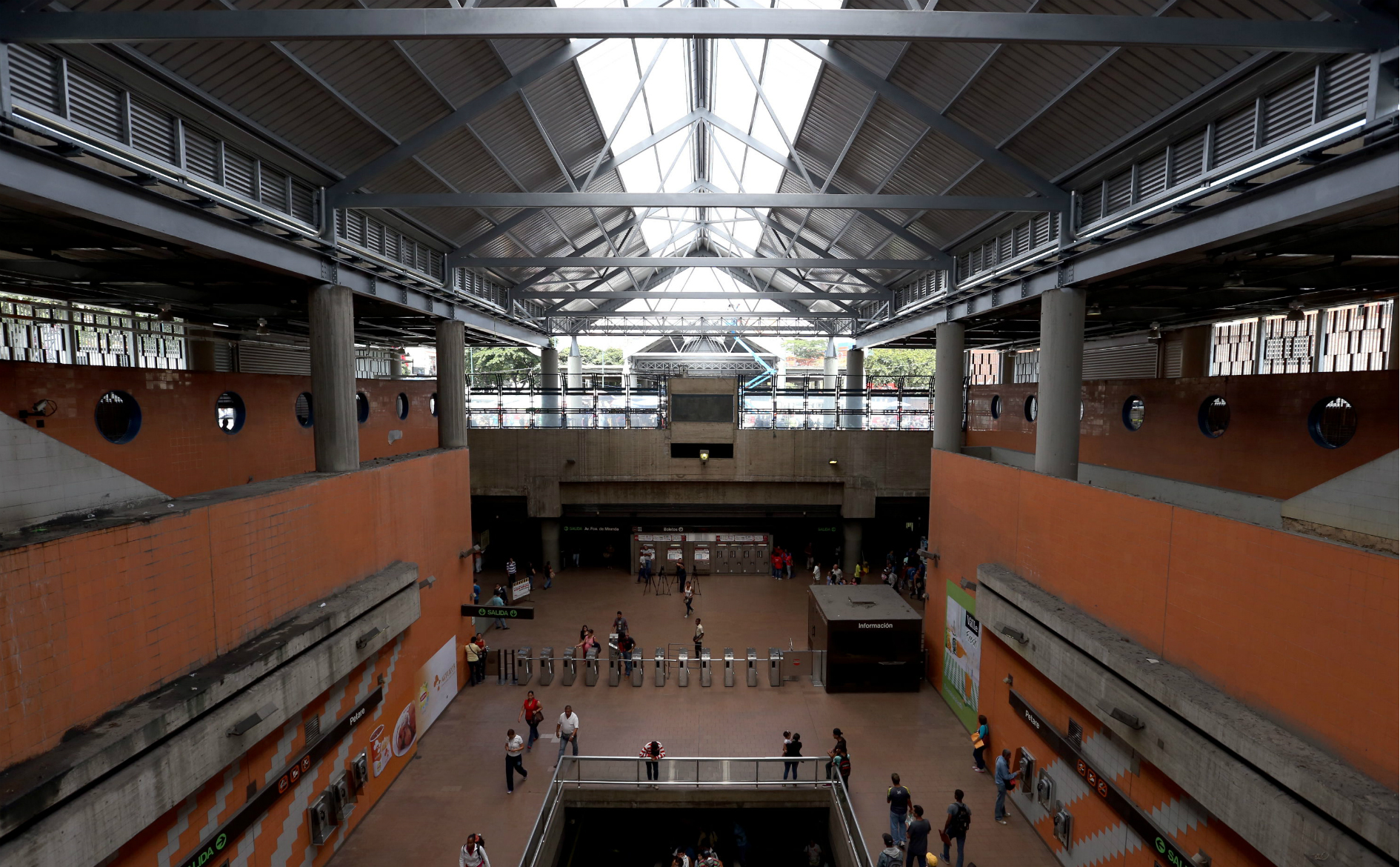 metro-petare-techo-3