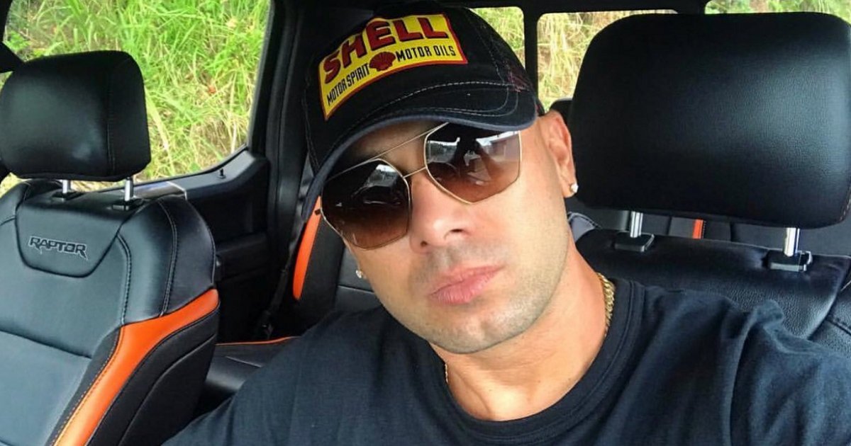 DATEANDO-CHISMEANDO-WISIN-DEMANDA-EXMANAGER