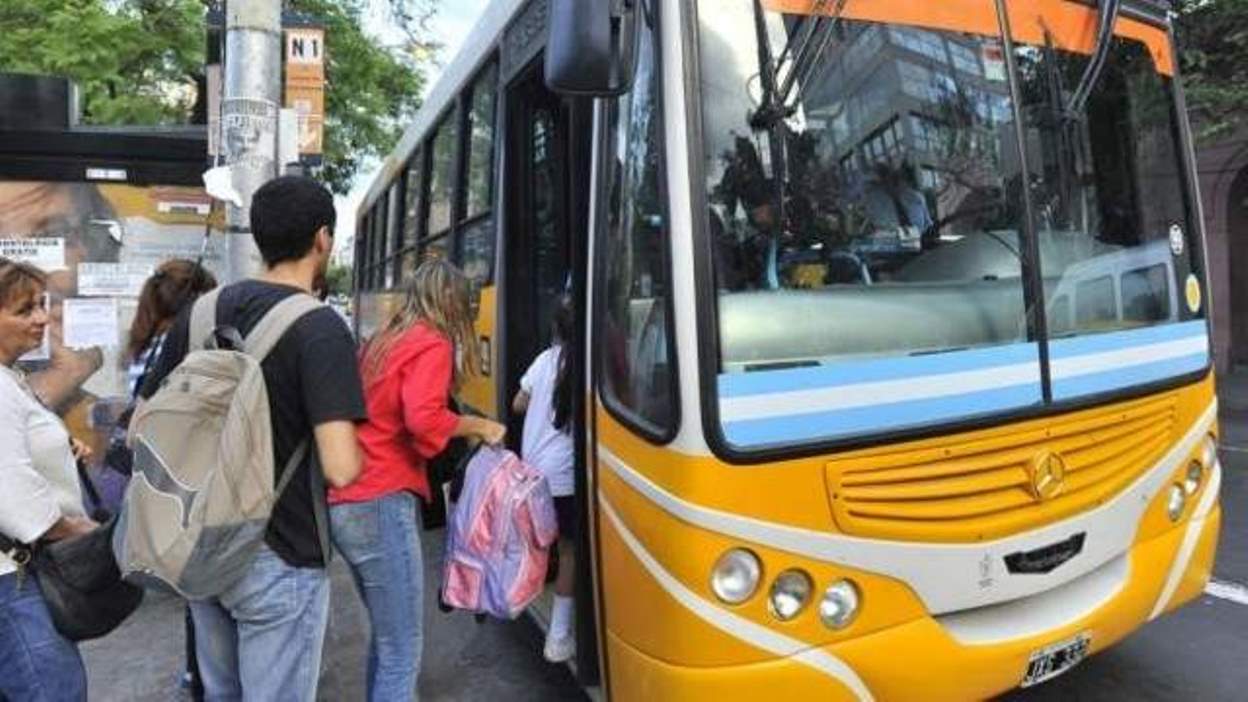 DATEANDO-DATAZO-ARGENTINA-AUMENTO-PASAJE-TRANSPORTE-AGOSTO