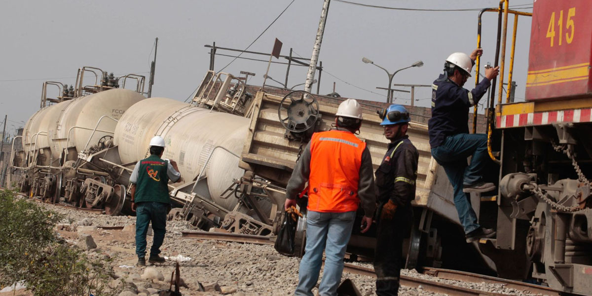 dateando - choque de trenes en peru - foto