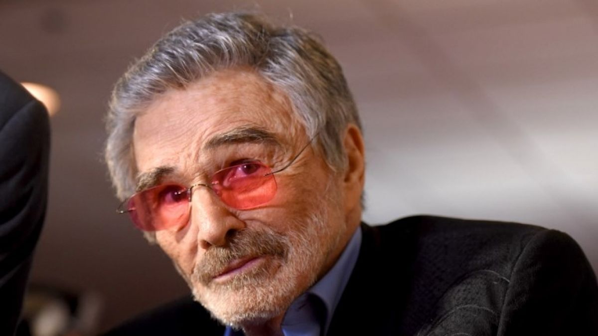 DATEANDO-CHISMEANDO-BURT REYNOLDS-MURIO-82 AÑOS