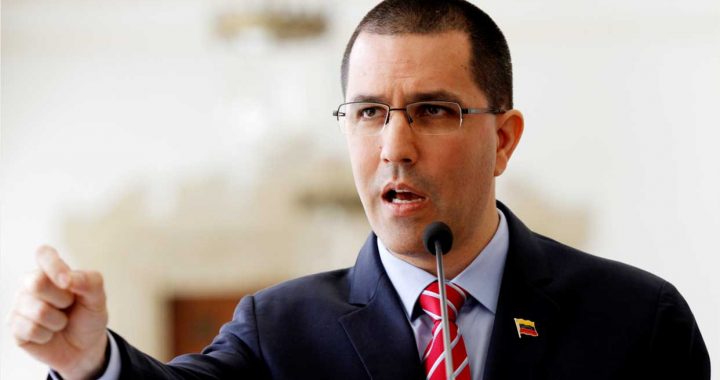 Arreaza alertó que la oposición continúa con las acciones desestabilizadoras para derrocar al presidente Maduro