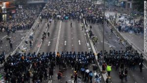 La misión permanente de China ante la ONU acusó a los manifestantes de vincularse al terrorismo