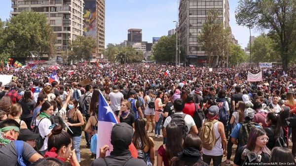 Durante las manifestaciones hirieron un observador del Instituto Nacional de Derechos Humanos (INDH) de Chile