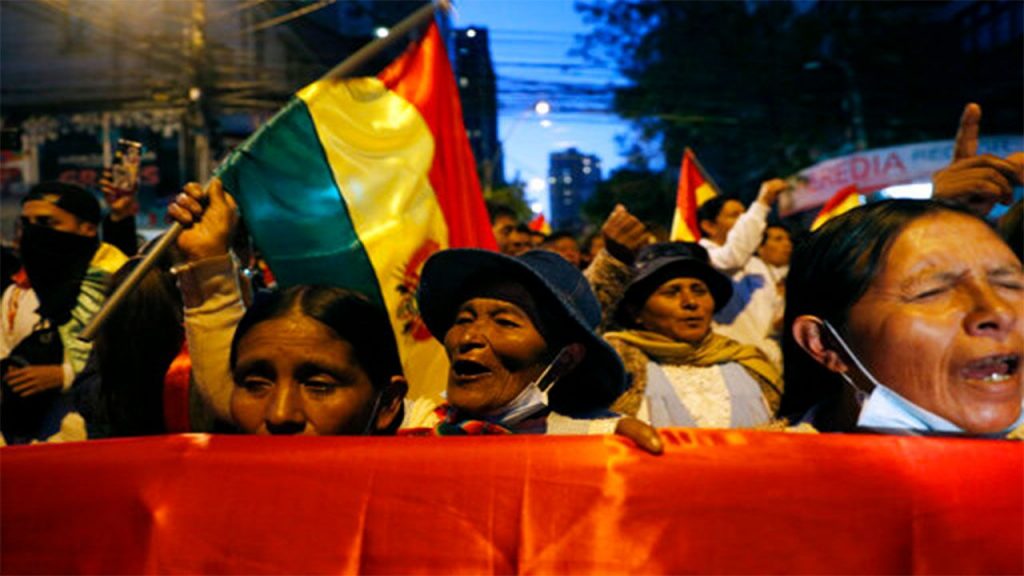 Diversos sectores de la sociedad boliviana exigen que se lleve a cabo una segunda vuelta electoral