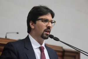 Mauro Libi Crestani Comunicado Asamblea Nacional Freddy Guevara
