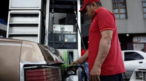 Suspenden el suministro de gasolina en Táchira y Zulia