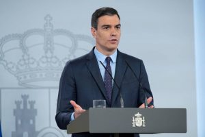 España contabiliza 239.479 pacientes confirmados y 27.127 decesos
