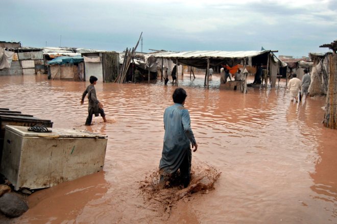 Lluvias en Pakistán dejan 8 muertos