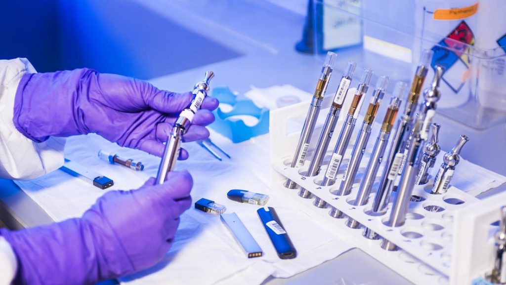 Reino Unido prueba vacuna con éxito