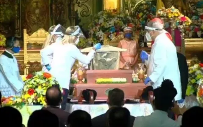 Segunda exhumación de los restos de José Gregorio Hernández es un paso para su beatificación