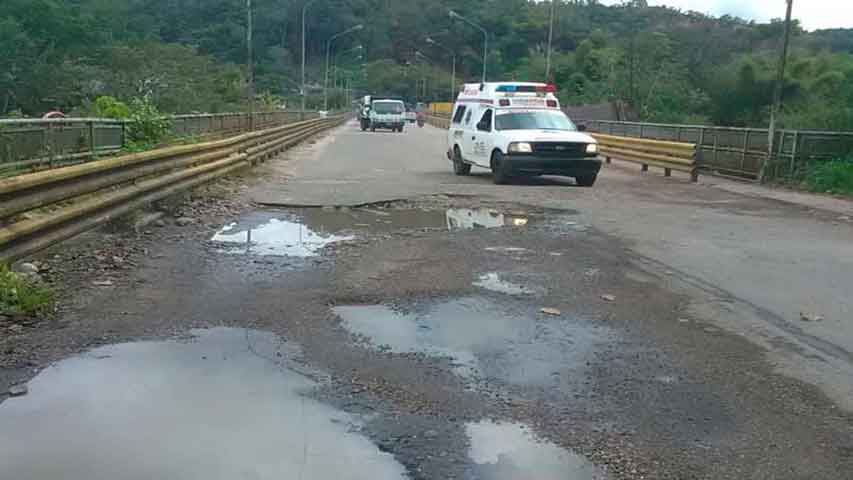 Denuncian deterioro en la carretera que comunica el Táchira con el Norte de Santander