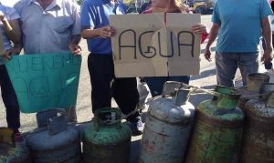 Habitantes del interior del país protestaron contra la deficiencia en los servicios básicos