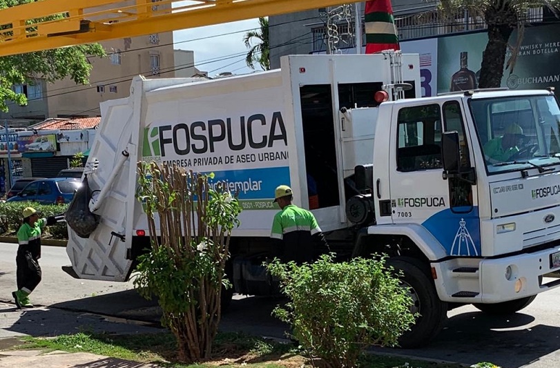 José Simón Elarba - Fospuca se activa en las tareas de saneamiento ambiental en el municipio Maneiro - FOTO