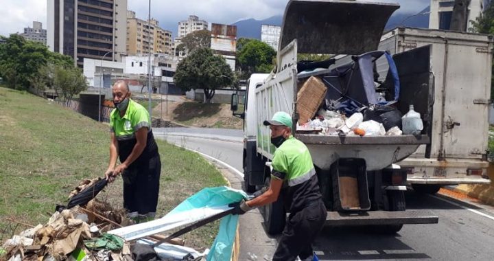 José Simón Elarba - Fospuca ¡Otra semana de jornadas de limpieza para mejorar calidad de vida del pueblo! - FOTO