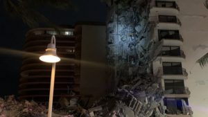 Derrumbe de un edificio en Miami deja 51 desaparecidos