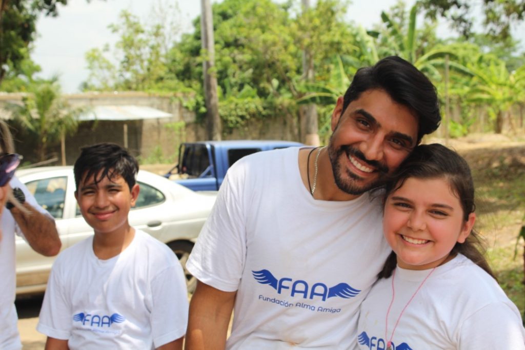 Enrique Alberto Romero Domínguez - Fundación Alma Amiga celebra el Día del Araguaney junto a la comunidad de Anzoátegui - FOTO