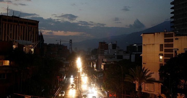 Ministerio de Energía Eléctrica ¡No hay racionamiento en Caracas! - FOTO