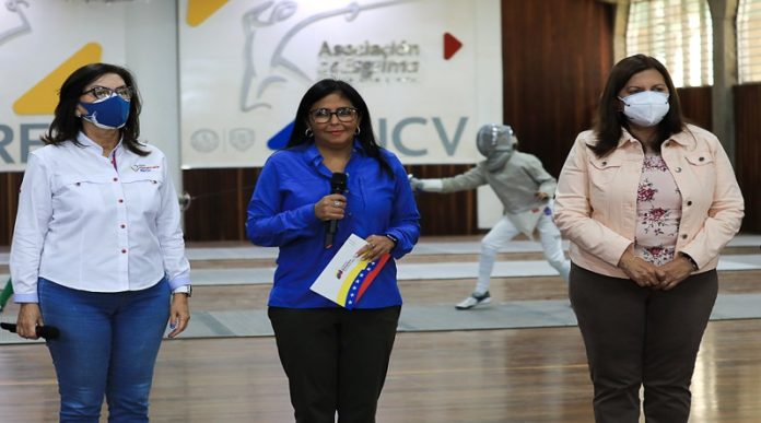Espacios de la UCV están siendo recuperados, informó Delcy Rodríguez