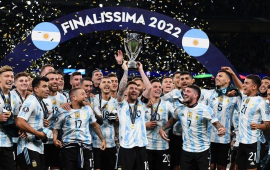 Argentina goleó a Italia y ganó la ‘Finalissima’ 2022 - FOTO