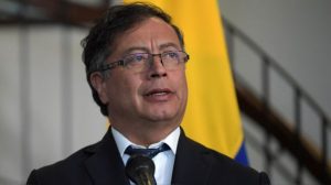 El presidente de Colombia trabaja en su proyecto de “paz total”