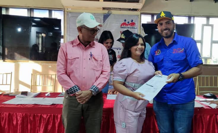 Entregaron 52 títulos de tierras urbanas en Guárico