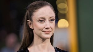 La academia mantiene la polémica nominación al Oscar de Andrea Riseborough