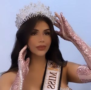 Estefanía Flores es reinvindicada como Reina Mundial del Turismo ????????????