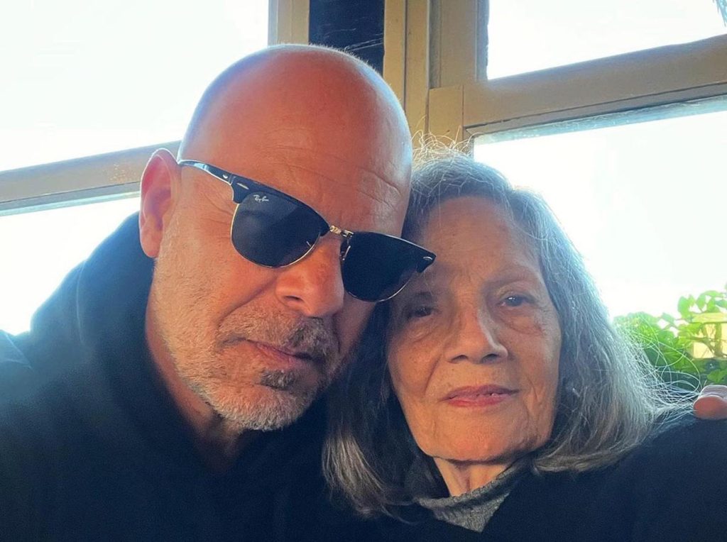 La Mamá de Bruce Willis cree que el actor no la reconoce
