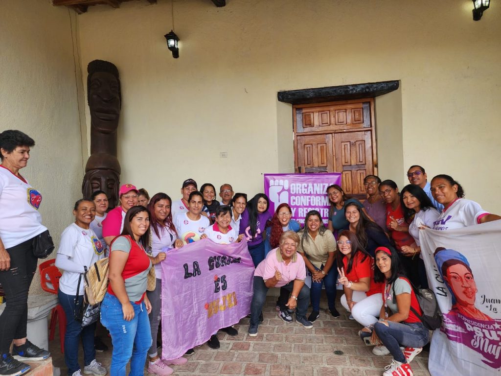 Guaireñas se suman a la conformación de Consejos Feministas del país