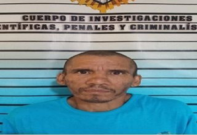 Discutió con su hermano, lo encerró en la casa y le prendió fuego