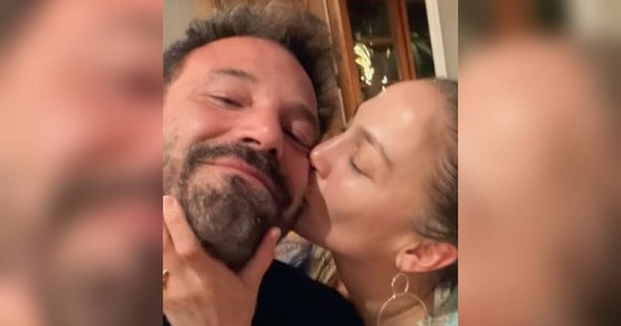 La mansión de 36 millones de dólares de Jennifer Lopez y Ben Affleck (Fotos)