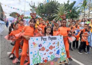 Trujillo vibra al ritmo, color y creatividad en los carnavales 2023