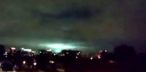 Las extrañas luces que aparecieron en el cielo de Turquía antes del gran terremoto (Imágenes)
