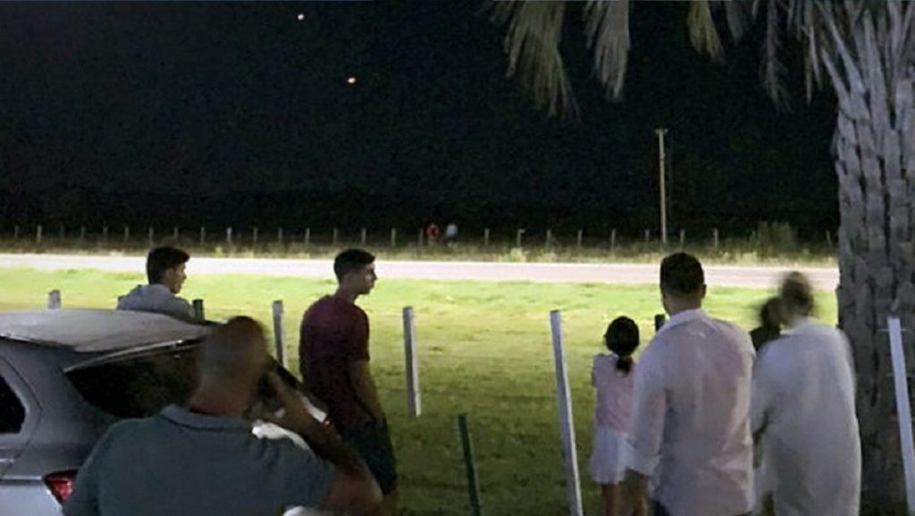 Uruguay investiga misterioso avistamiento de luces intermitentes en el cielo en el oeste del país
