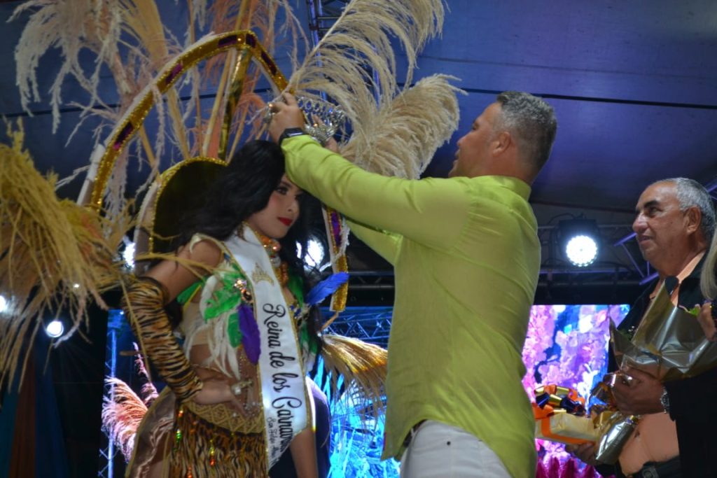 Entre colores y con alegría iniciaron los Carnavales de San Felipe