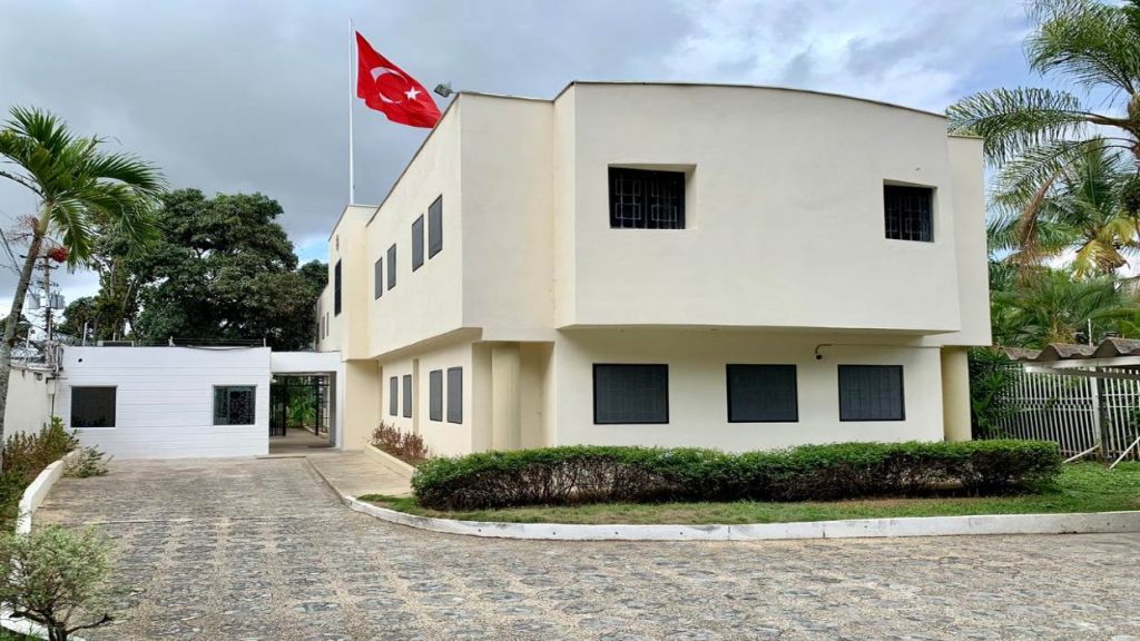 Embajada de Turquía en Caracas habilita cuenta bancaria en bolívares para ayudar con donaciones