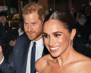 Una donación anónima le habría sumado un montón de millones a la fundación de Meghan Markle y el príncipe Harry