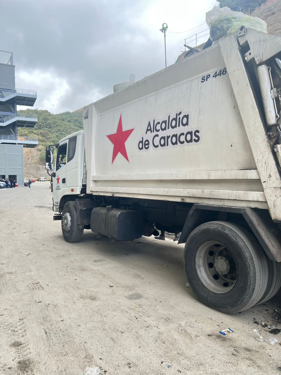 Montan jornada de limpieza en el Monumental tras Serie del Caribe