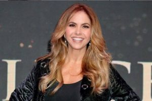 Lucero se mostró sin maquillaje y con el cabello desteñido