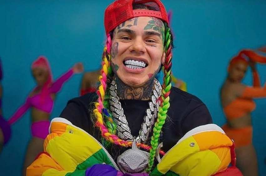 Tekashi 6ix9ine fue brutalmente golpeado en un gimnasio de Miami ????????