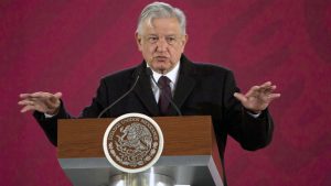 López Obrador promete que no habrá impunidad por la muerte de migrantes en incendio