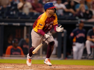 José Altuve enfrentó a los Astros por primera vez