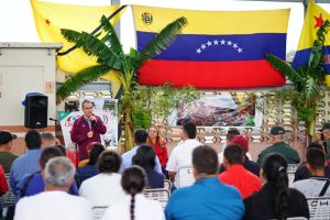 Comuneros de Barinas producirán productos para los Clap